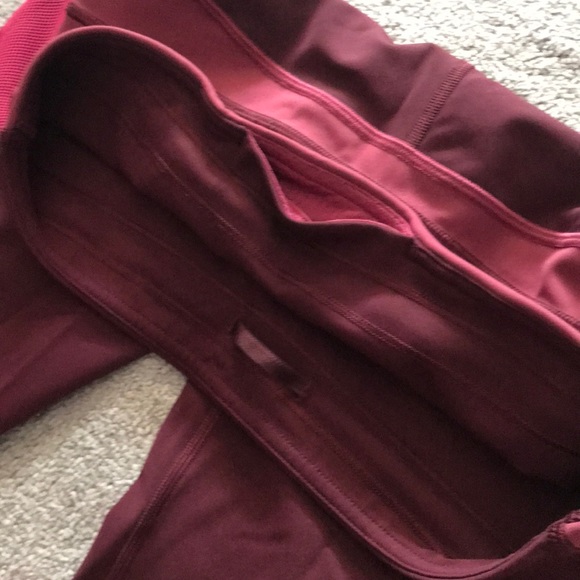 LULU lemon leggings!! - Picture 5 of 5